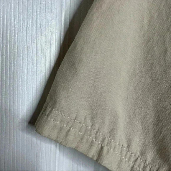 Field & Stream  Button Down Fishing Shirt Short Sleeved Cream Size Extra Large - Picture 16 of 16